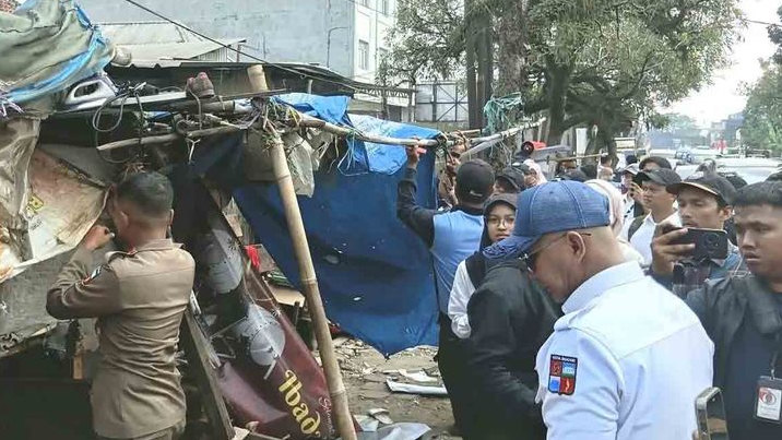 Trotoar Jalan MA Salmun dan Jalan Merdeka Bogor Kembali Semrawut Karena PKL