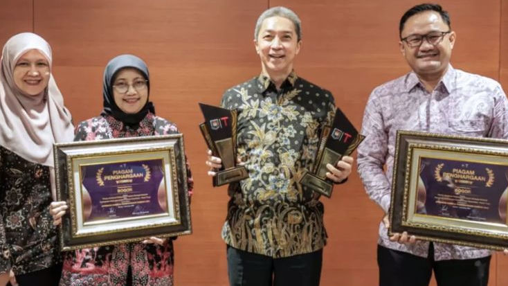 Langkah Kesehatan Pemkot Bogor Diakui Nasional, Dua Trofi Melayang ke Tangan Wali Kota Dedie Rachim!