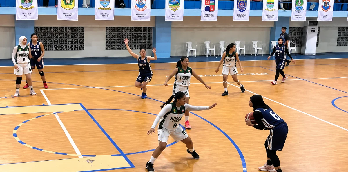 Tim basket putri Kabupaten Bogor mengalahkan Kota Tasikmalaya Pada Porprov Jabar