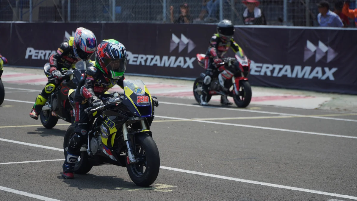 Pertamina mendukung pembalap muda Indonesia di MotoMini 2026