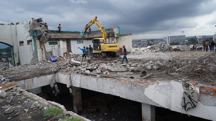 Penghancuran Bangunan Pasar Bogor Ditargetkan Selesai Juli 2026