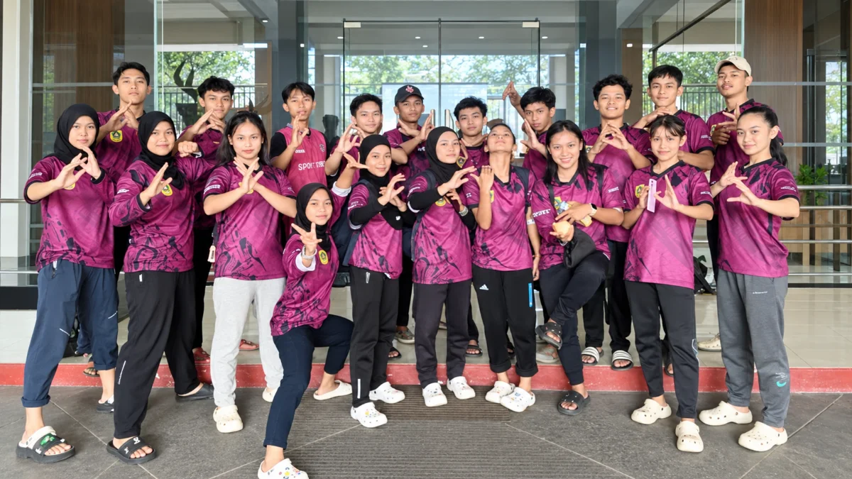 Atlet pencak silat IPSI Kabupaten Bogor menjalani persiapan menjelang Porprov Jabar 2026
