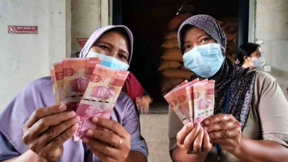 Penerima Bantuan Sosial atau Bansos di Bogor