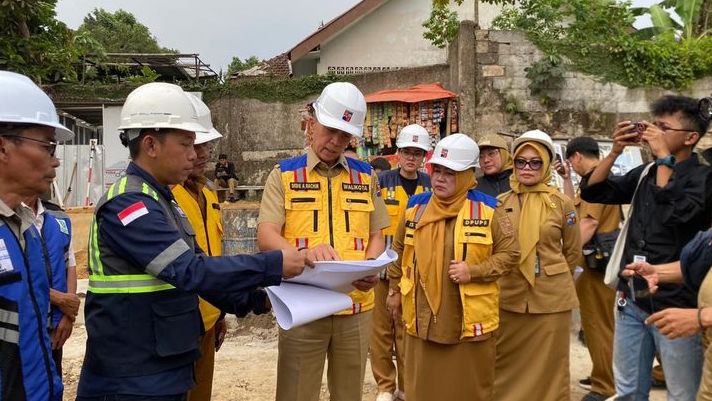 Deviasi Positif, Dedie Rachim Tinjau Progres Pembangunan Trase Batutulis