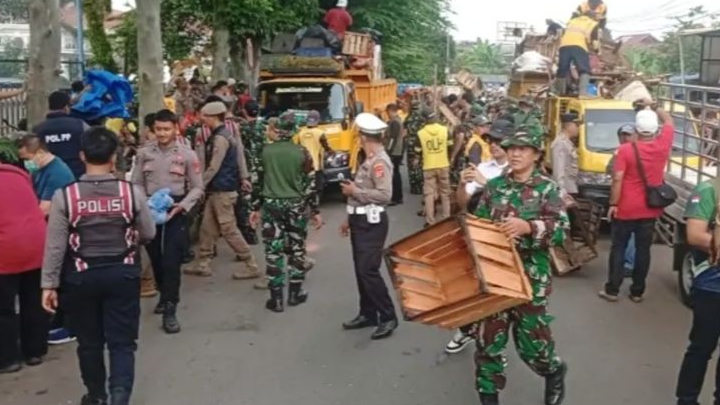 Kumuh Lagi Dua Bulan Berselang, Pemkot Bogor Turunkan 300 Personel di MA Salmun–Mayor Oking